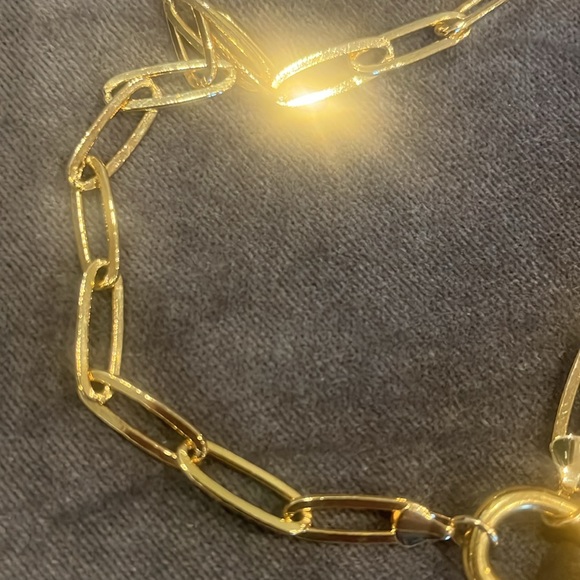 🔐 Louis Vuitton Lock and Key Paperclip Necklace - Picture 3 of 7